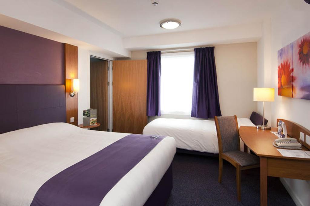 Premier Inn Norwich - Broadlands Park Thorpe St Andrew Rom bilde